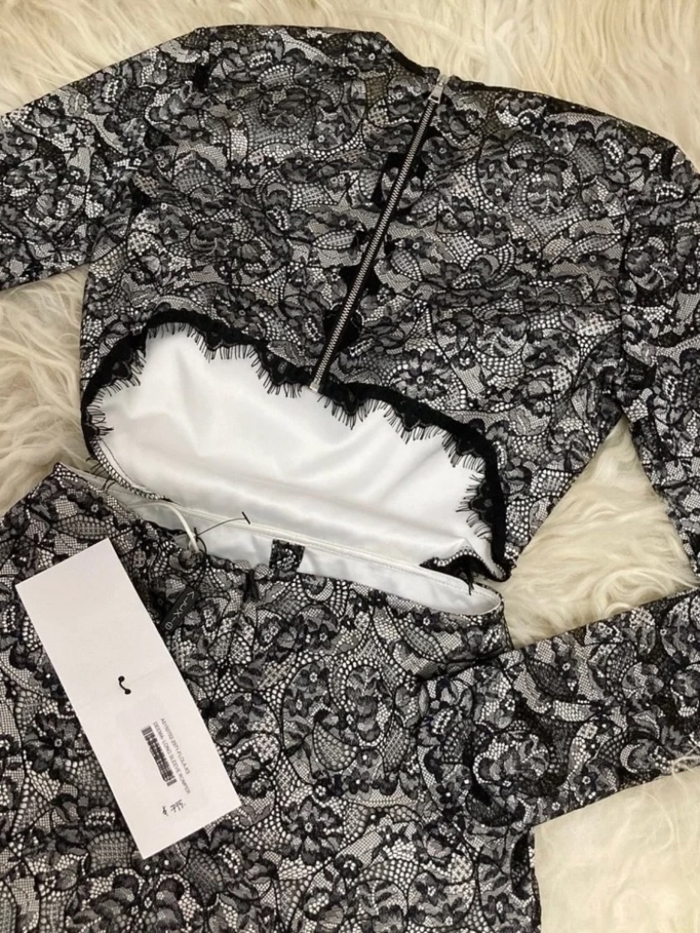 Alexis Deema Open Back Romper 1400 - Picture 5 of 13